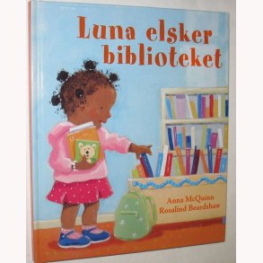 Luna elsker biblioteket