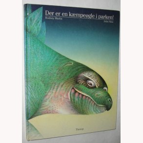 Der er en kmpegle i parken!