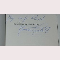 Cirkelbarn og sommerfugl