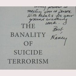The Banality of Suicide Terrorism - signeret