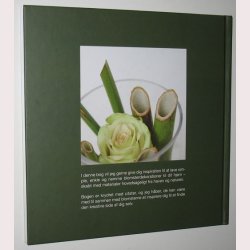 Mit efterr med blomster