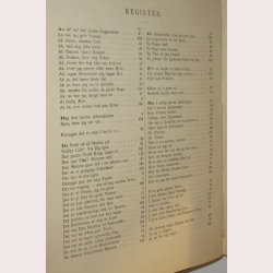 Halvandethundrede viser