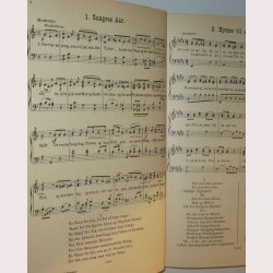 Halvandethundrede viser