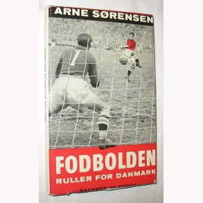 Fodbolden ruller for Danmark