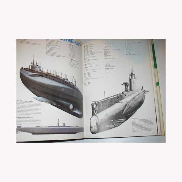 Sea Power: A Modern Illustrated Military History