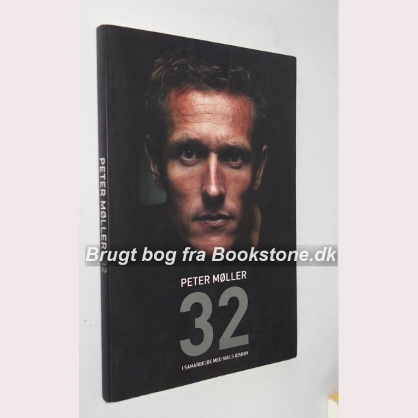 32 Peter Mller: Niels Idskov