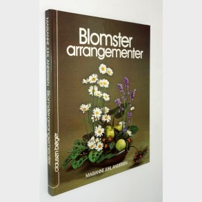 Blomsterarrangementer: Marianne Juhl Andersen