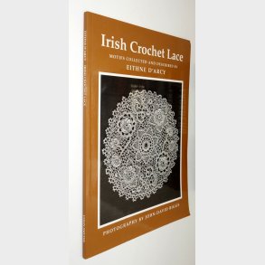 Irish Crochet Lace: Eithne Darcy
