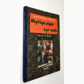Rigtige piger syr selv: Anne Friis Berger og Sally Jarl