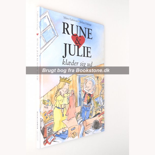 Rune og Julie klder sig ud