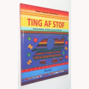 Ting af Stof med projekter af klude, tj og stofrester