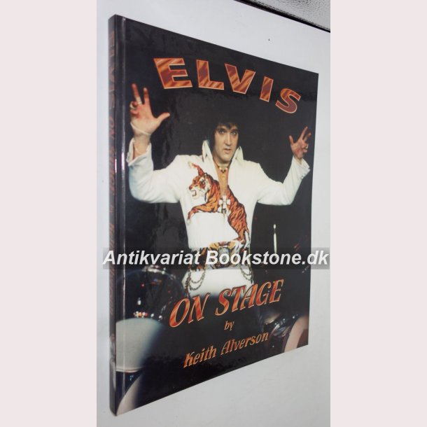 Elvis on stage 