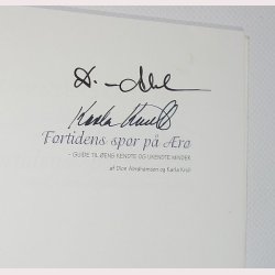 Fortidens spor p r - signeret