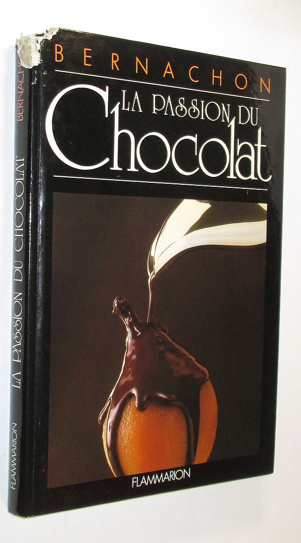 洋書 La Passion du Chocolat by Bernachon Lockdown baking mastered? Turn your hand to desserts with A